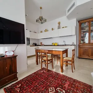 Ampio Ed Incantevole Monolocale A Citylife Appartement