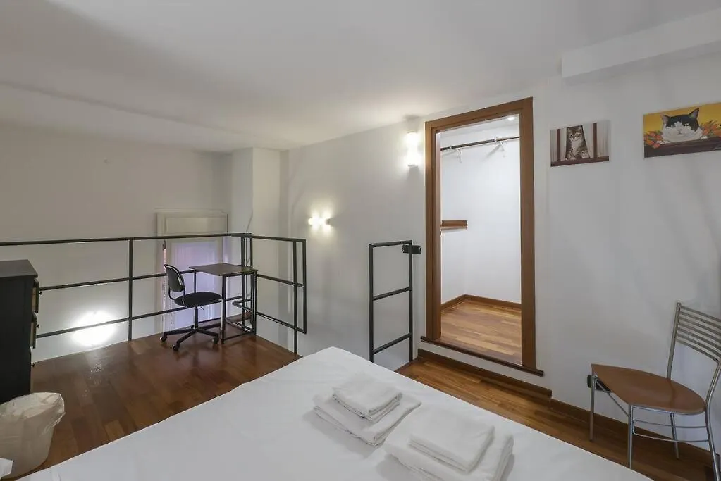 Youhosty - Ampere 102 Milano Lejlighed
