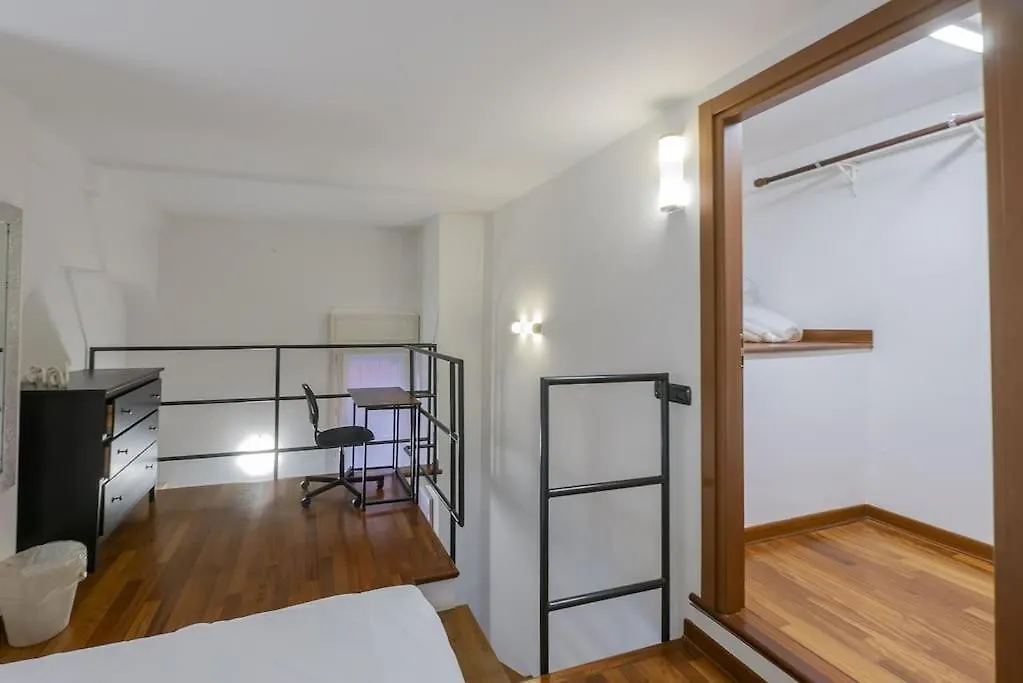 Youhosty - Ampere 102 Milan Apartment