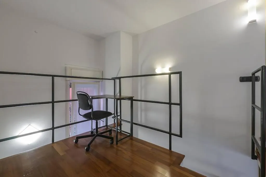 Apartment Youhosty - Ampere 102 Milan