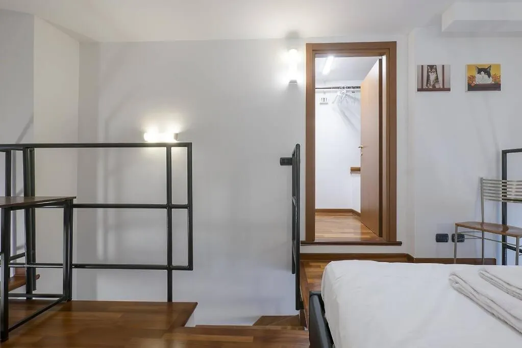Youhosty - Ampere 102 Milano Lejlighed